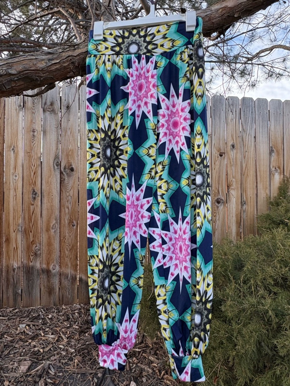 Flowery Multicolored Lounge Pants, sz S/M, never worn
